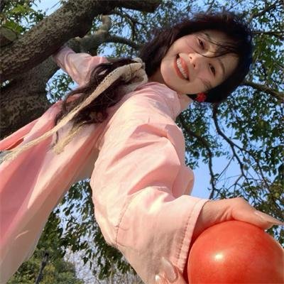 辣个女生
